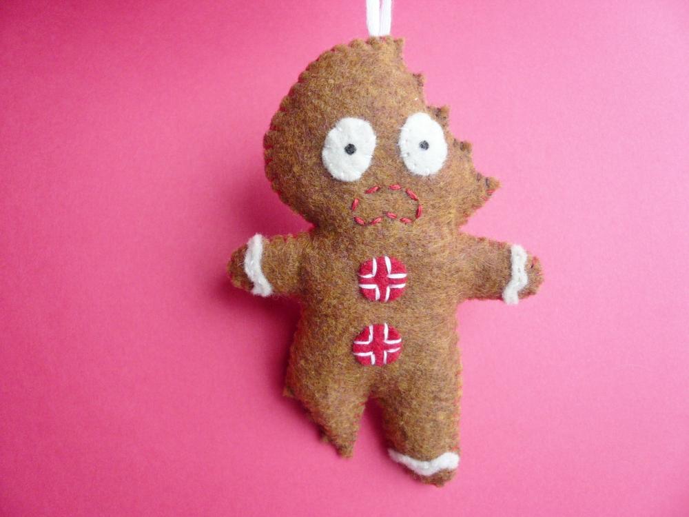 Felt Christmas Ornament - Terrifed Gingerbread Man